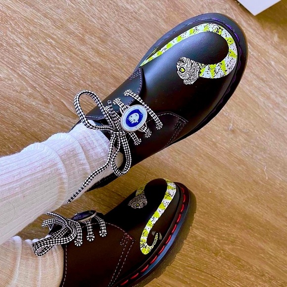 Dr Martens Beetlejuice 1461 Lydia Lace-Up Oxfords 6 W / 5 M Limited Edition Rare - Picture 15 of 15